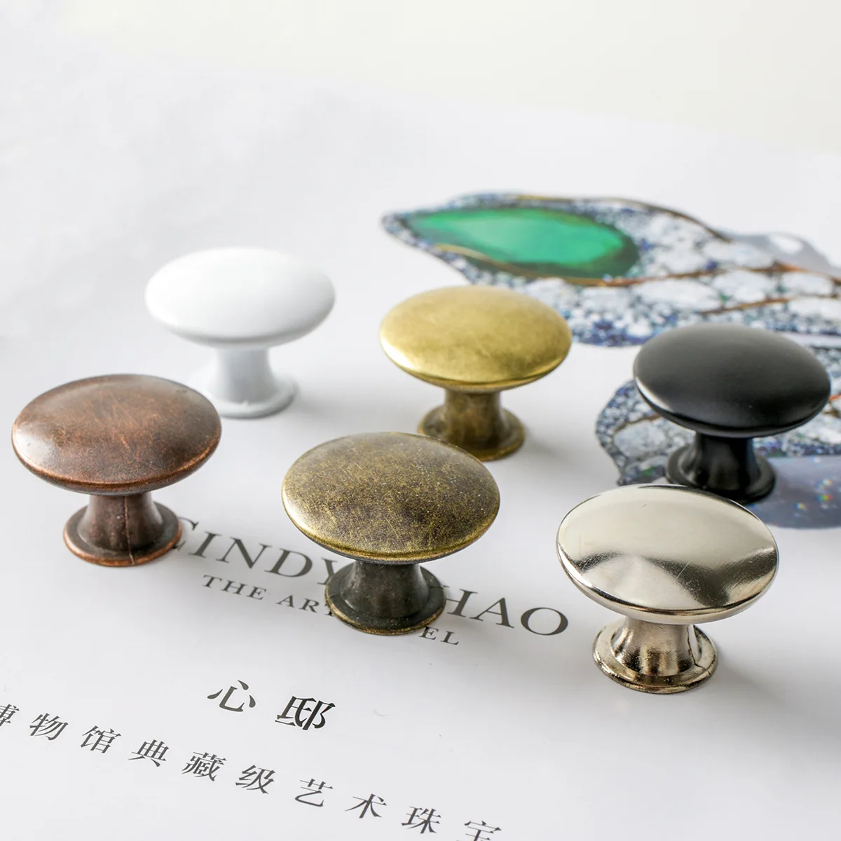 Furniture And Kitchen Hardware Fitting - มือจับตู้ครัว โลหะผสมสีบรอนซ์สไตล์เรโทร ลูกบิดประตูตู้ ลูกบิดเฟอร์นิเจอร์ อุปกรณ์ฮาร์ดแวร์ มือจับตู้