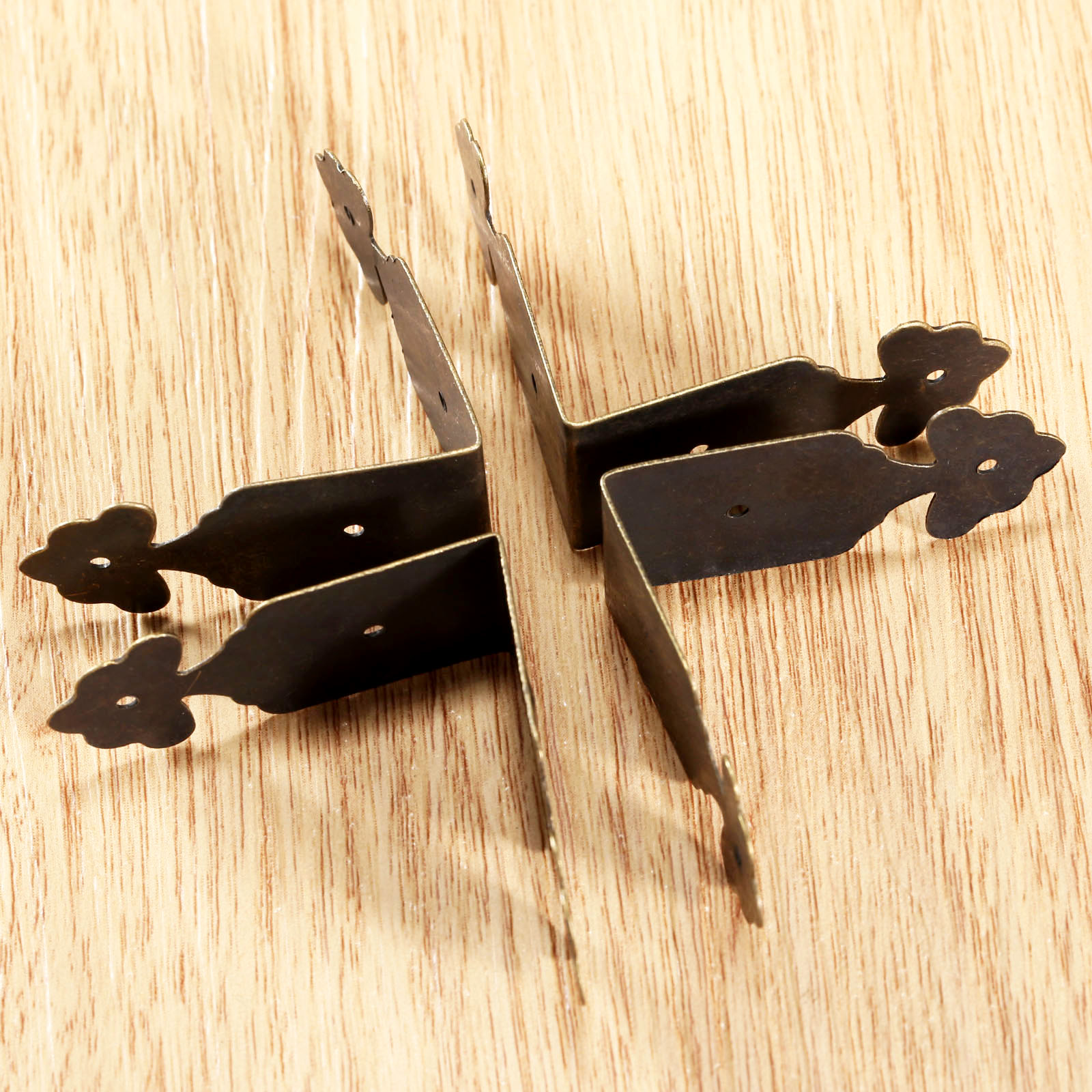 4pcs ตัวป้องกันมุมเหล็กดอกไม้  - Furniture Hardware And Fittings บทวิจารณ์และราคา